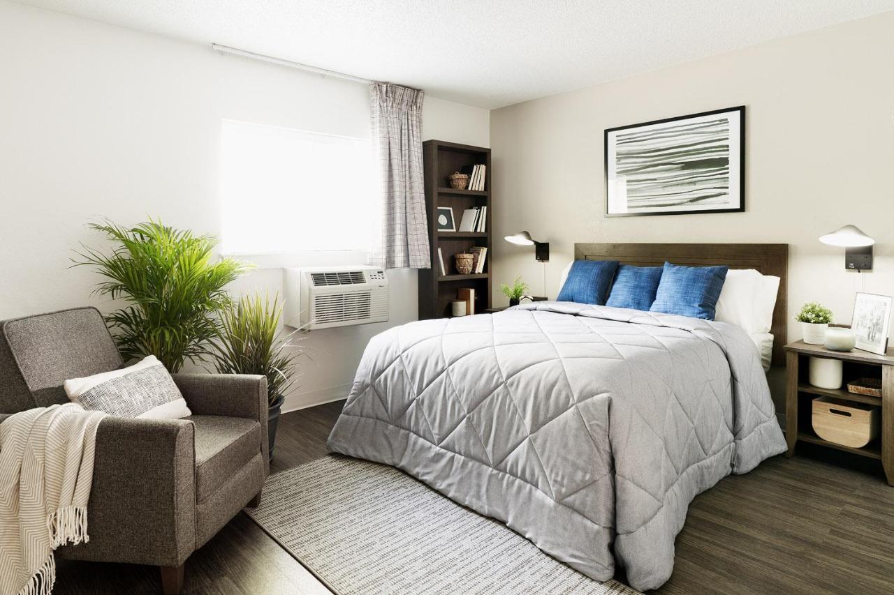 Intown Suites Extended Stay St. Louis Mo - St. Charles Saint Charles エクステリア 写真